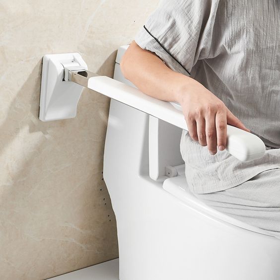 Ng&acirc;n Phong tay vịn an to&agrave;n cho toilet