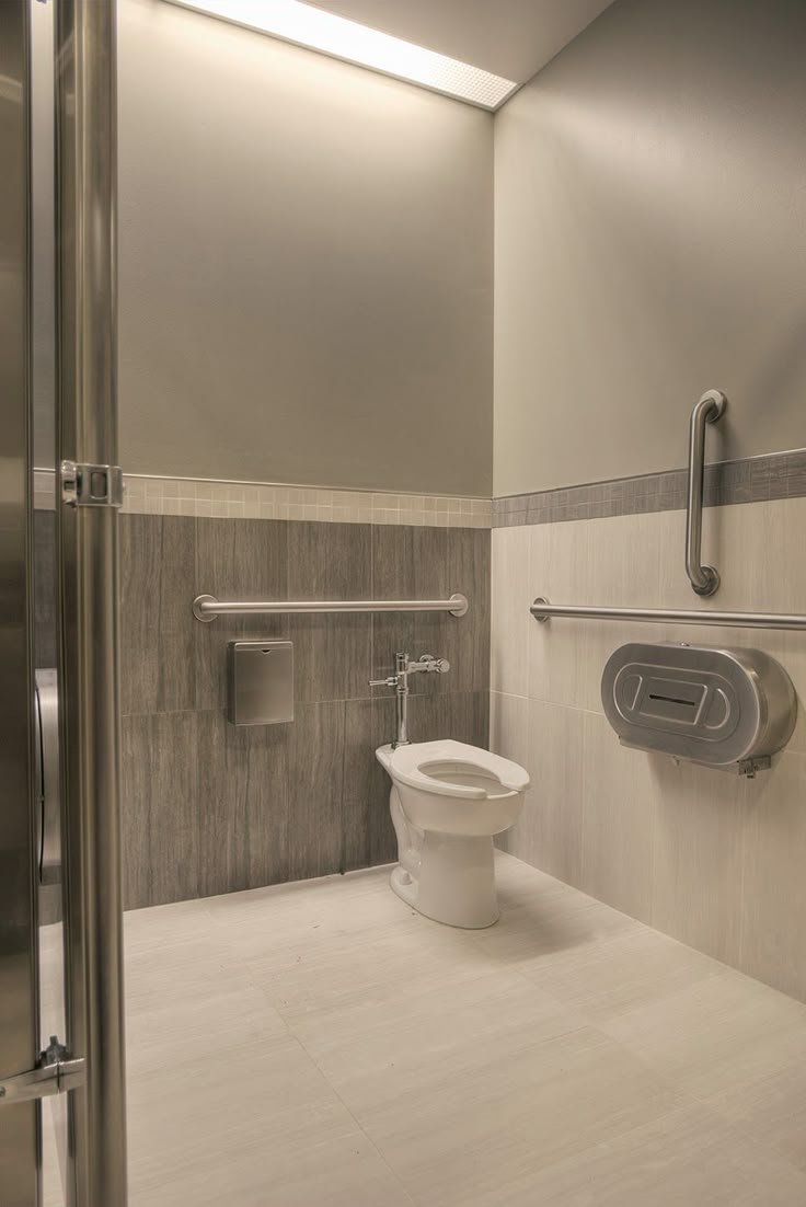 Ng&acirc;n Phong tay vịn inox gắn tường toilet