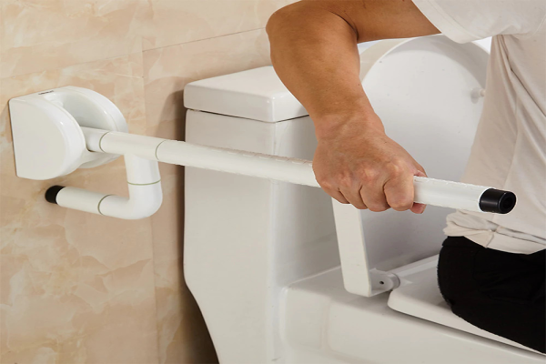 5 SAI LẦM KHI LẮP TAY VỊN TOILET VÀ CÁCH KHẮC PHỤC