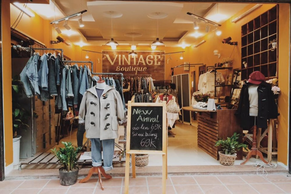 Lỗi sai thường gặp khi lắp giá treo đồ khiến shop bị rối mắt Lỗi sai thường gặp khi lắp giá treo đồ khiến shop bị rối mắt